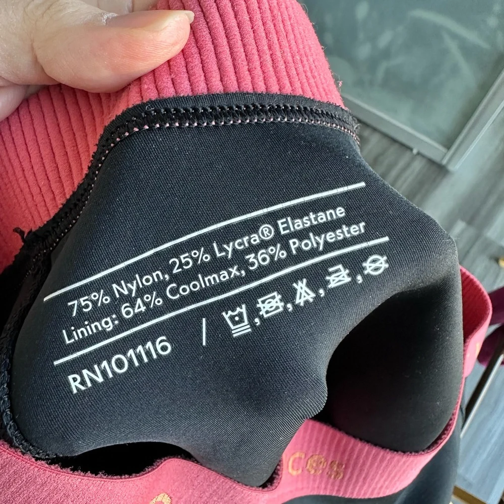 Outdoor Voices Black and Pink Smooth Leggings Size L - Picture 11 of 13